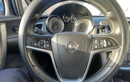 Opel Astra J, 2013 год, 777 000 рублей, 3 фотография