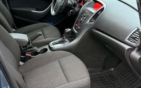 Opel Astra J, 2013 год, 870 000 рублей, 8 фотография