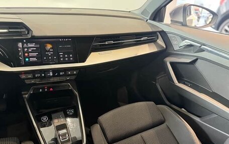 Audi A3, 2023 год, 2 200 000 рублей, 8 фотография