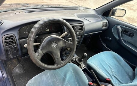 Nissan Primera II рестайлинг, 1993 год, 197 000 рублей, 14 фотография