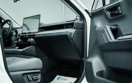 Toyota RAV4, 2025 год, 4 700 000 рублей, 21 фотография