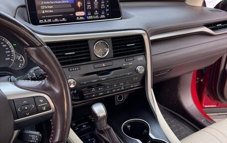 Lexus RX IV рестайлинг, 2016 год, 4 200 000 рублей, 12 фотография