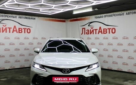 Toyota Camry, 2021 год, 2 899 000 рублей, 2 фотография