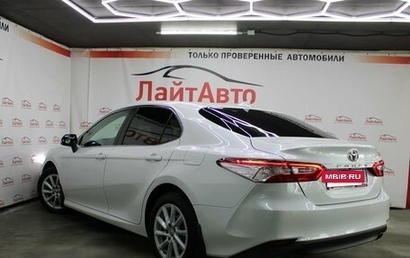 Toyota Camry, 2021 год, 2 899 000 рублей, 6 фотография