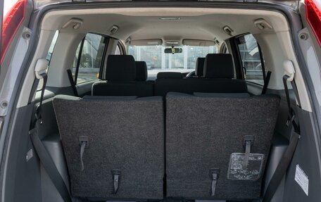 Toyota ISis I, 2009 год, 1 200 000 рублей, 18 фотография