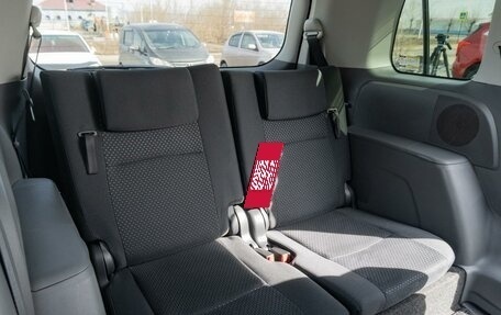 Toyota ISis I, 2009 год, 1 200 000 рублей, 14 фотография