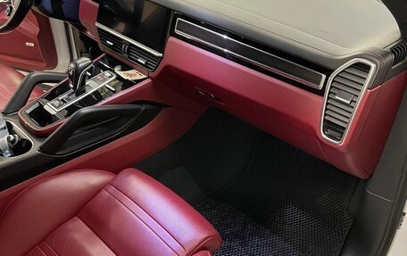 Porsche Cayenne III, 2018 год, 5 500 000 рублей, 6 фотография