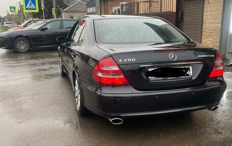 Mercedes-Benz E-Класс, 2005 год, 880 000 рублей, 3 фотография