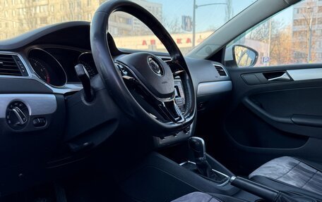 Volkswagen Jetta VI, 2017 год, 920 000 рублей, 11 фотография