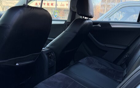 Volkswagen Jetta VI, 2017 год, 920 000 рублей, 16 фотография