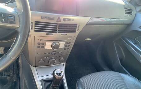 Opel Astra H, 2005 год, 280 000 рублей, 8 фотография