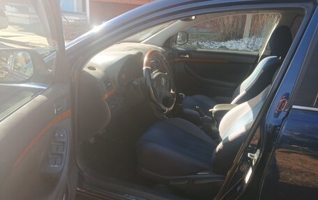 Toyota Avensis III рестайлинг, 2007 год, 650 000 рублей, 5 фотография