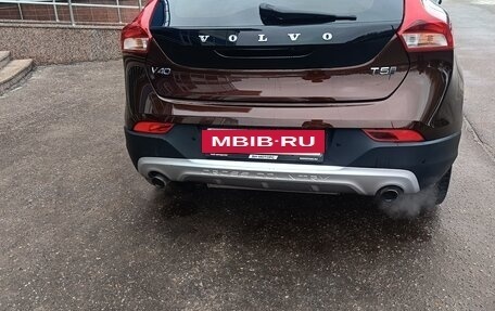 Volvo V40 Cross Country I, 2017 год, 1 600 000 рублей, 3 фотография