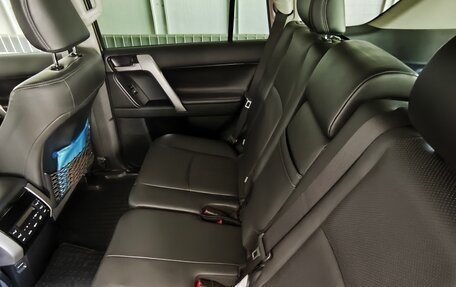 Toyota Land Cruiser Prado 150 рестайлинг 2, 2020 год, 6 200 000 рублей, 18 фотография