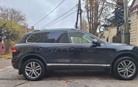 Volkswagen Touareg III, 2011 год, 1 650 000 рублей, 8 фотография