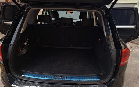 Volkswagen Touareg III, 2011 год, 1 650 000 рублей, 20 фотография