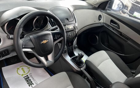 Chevrolet Cruze II, 2013 год, 695 000 рублей, 9 фотография