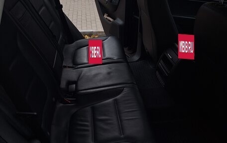 Volkswagen Touareg III, 2011 год, 1 650 000 рублей, 28 фотография