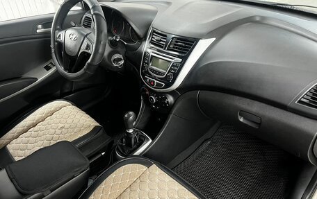 Hyundai Solaris II рестайлинг, 2011 год, 459 000 рублей, 12 фотография