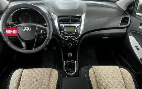 Hyundai Solaris II рестайлинг, 2011 год, 459 000 рублей, 11 фотография
