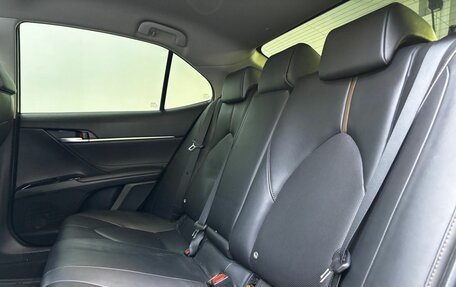 Toyota Camry, 2019 год, 2 999 000 рублей, 15 фотография