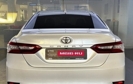 Toyota Camry, 2019 год, 2 999 000 рублей, 7 фотография