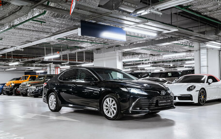 Toyota Camry, 2023 год, 3 100 000 рублей, 1 фотография