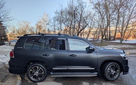 Toyota Land Cruiser 200, 2018 год, 8 999 999 рублей, 3 фотография