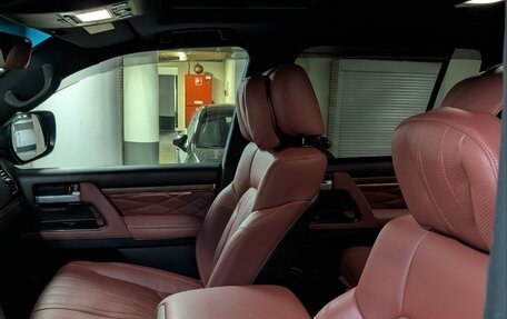 Toyota Land Cruiser 200, 2018 год, 8 999 999 рублей, 7 фотография