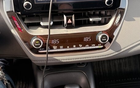 Toyota Corolla, 2019 год, 2 800 000 рублей, 11 фотография