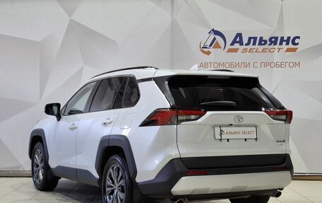 Toyota RAV4, 2024 год, 4 250 000 рублей, 5 фотография