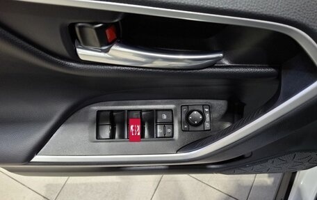 Toyota RAV4, 2024 год, 4 250 000 рублей, 30 фотография