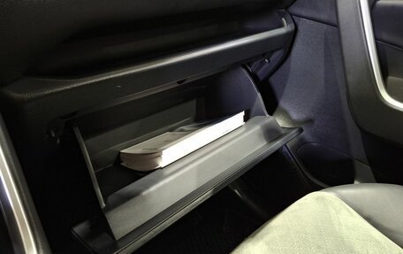 Toyota RAV4, 2024 год, 4 250 000 рублей, 38 фотография