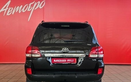 Toyota Land Cruiser 200, 2008 год, 2 700 000 рублей, 4 фотография