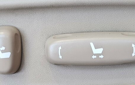 Toyota Land Cruiser 200, 2008 год, 2 700 000 рублей, 18 фотография