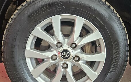 Toyota Land Cruiser 200, 2008 год, 2 700 000 рублей, 22 фотография