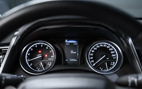 Toyota Camry, 2023 год, 3 100 000 рублей, 10 фотография