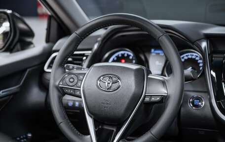 Toyota Camry, 2023 год, 3 100 000 рублей, 9 фотография