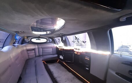 Lincoln Town Car III рестайлинг, 1999 год, 370 000 рублей, 6 фотография