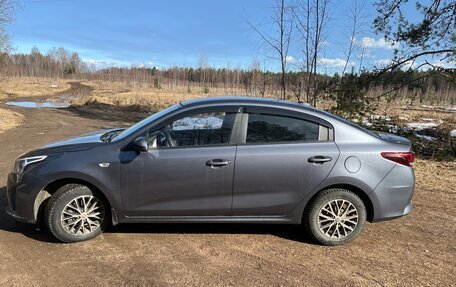 KIA Rio IV, 2021 год, 1 550 000 рублей, 3 фотография