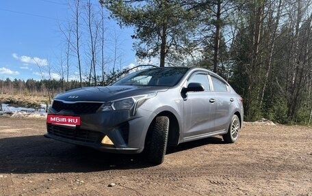 KIA Rio IV, 2021 год, 1 550 000 рублей, 2 фотография