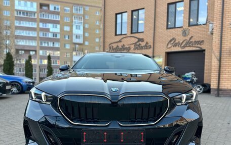 BMW 5 серия, 2023 год, 7 450 000 рублей, 9 фотография