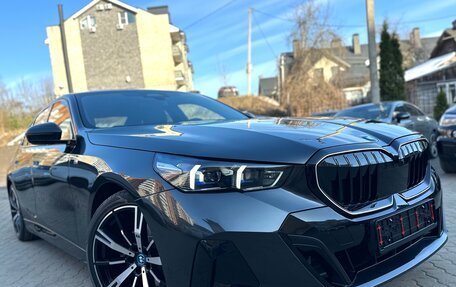 BMW 5 серия, 2023 год, 7 450 000 рублей, 13 фотография