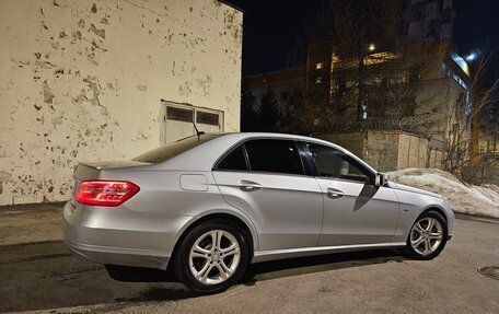 Mercedes-Benz E-Класс, 2009 год, 1 400 000 рублей, 3 фотография