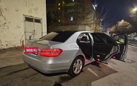 Mercedes-Benz E-Класс, 2009 год, 1 400 000 рублей, 6 фотография