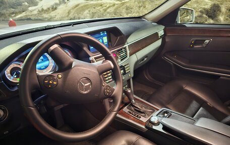 Mercedes-Benz E-Класс, 2009 год, 1 400 000 рублей, 11 фотография