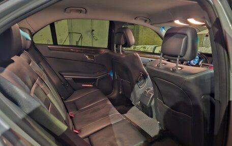 Mercedes-Benz E-Класс, 2009 год, 1 400 000 рублей, 9 фотография