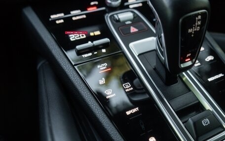 Porsche Cayenne III, 2018 год, 7 250 000 рублей, 15 фотография