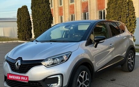 Renault Kaptur I рестайлинг, 2018 год, 1 700 000 рублей, 1 фотография