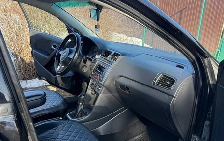 Volkswagen Polo VI (EU Market), 2013 год, 670 000 рублей, 5 фотография